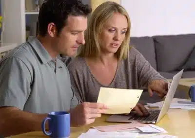 2 Important Tips on How to Manage the Household Finances as a Couple
